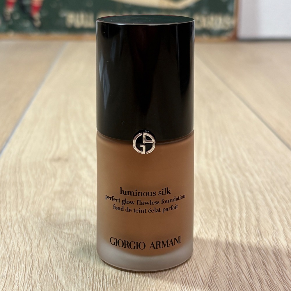 Giorgio Armani Luminous Silk Perfect Glow Flawless Foundation Shade 8 30ml 1oz